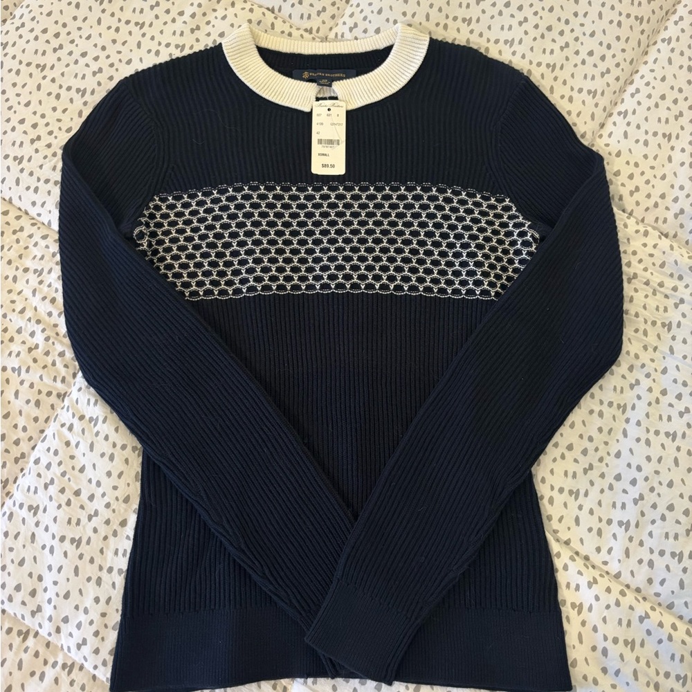 Brooks Brothers Navy and White Women's Sweater